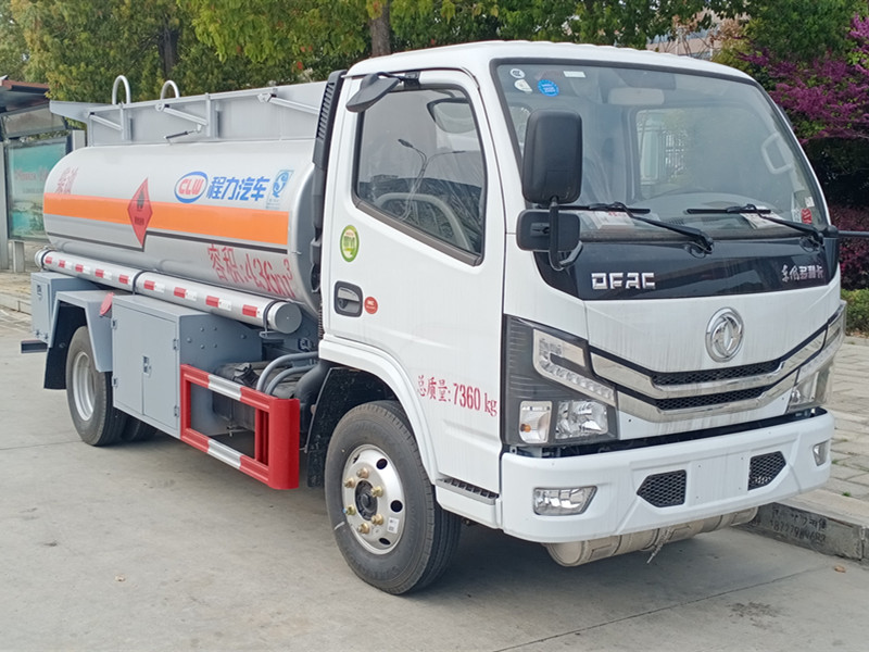 4.36方國(guó)六東風(fēng)多利卡加油車(chē)